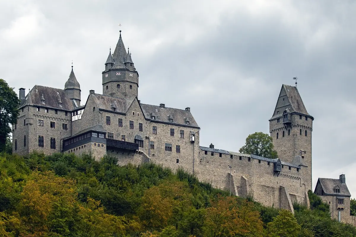 Altena, Burg