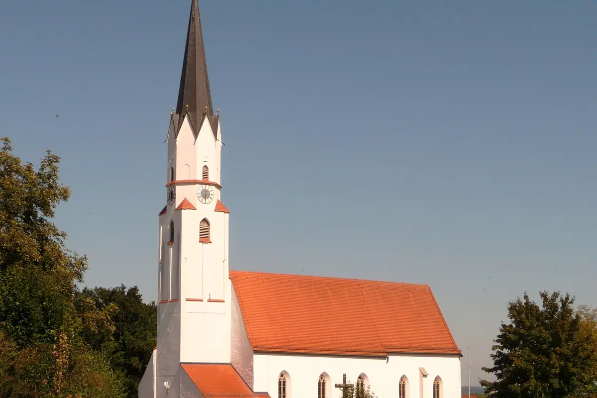 Gottfrieding, Pfarrkirche